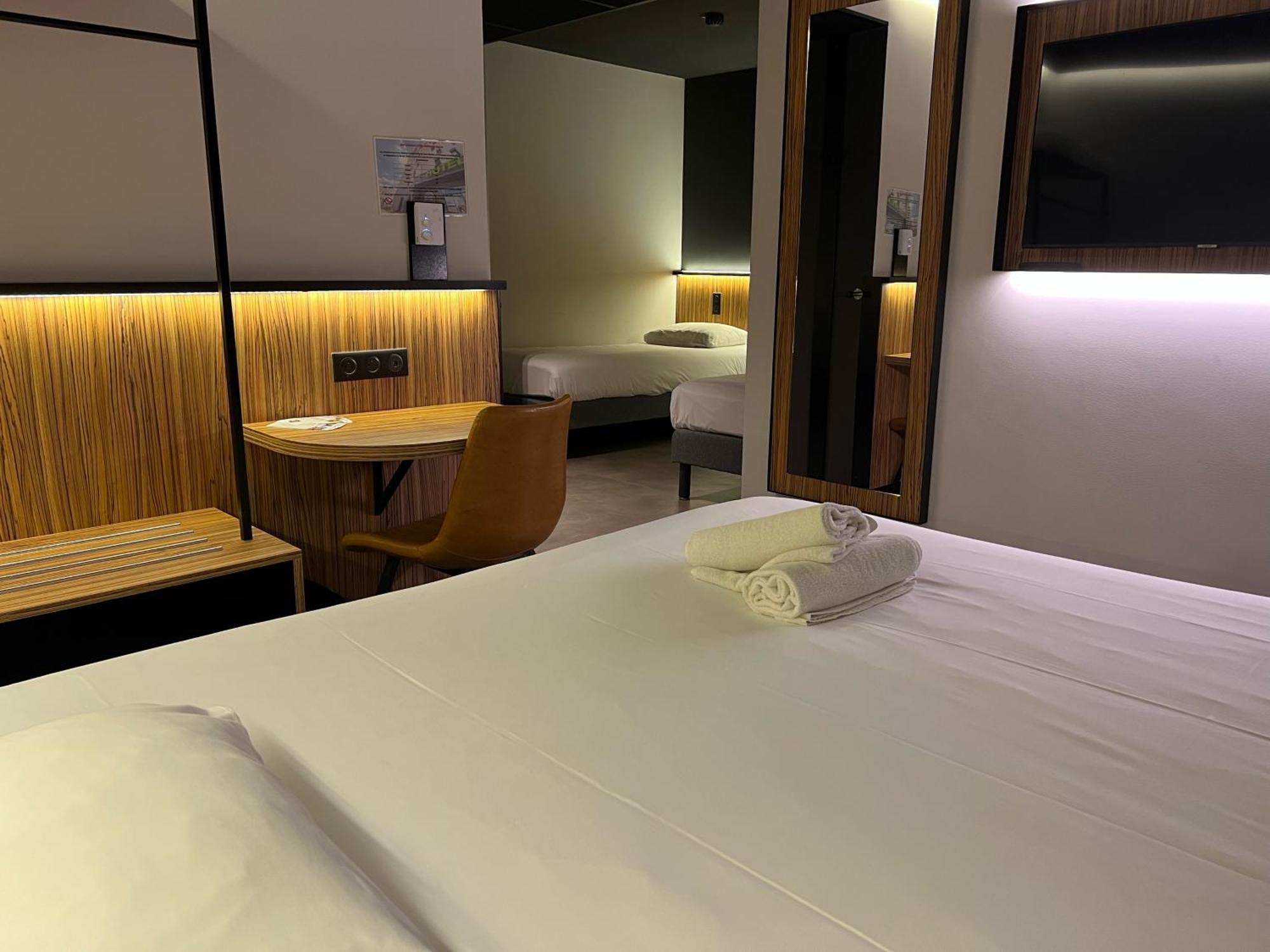 B&B Hotel Clermont-Ferrand A71-A75 La Meridienne Екстериор снимка
