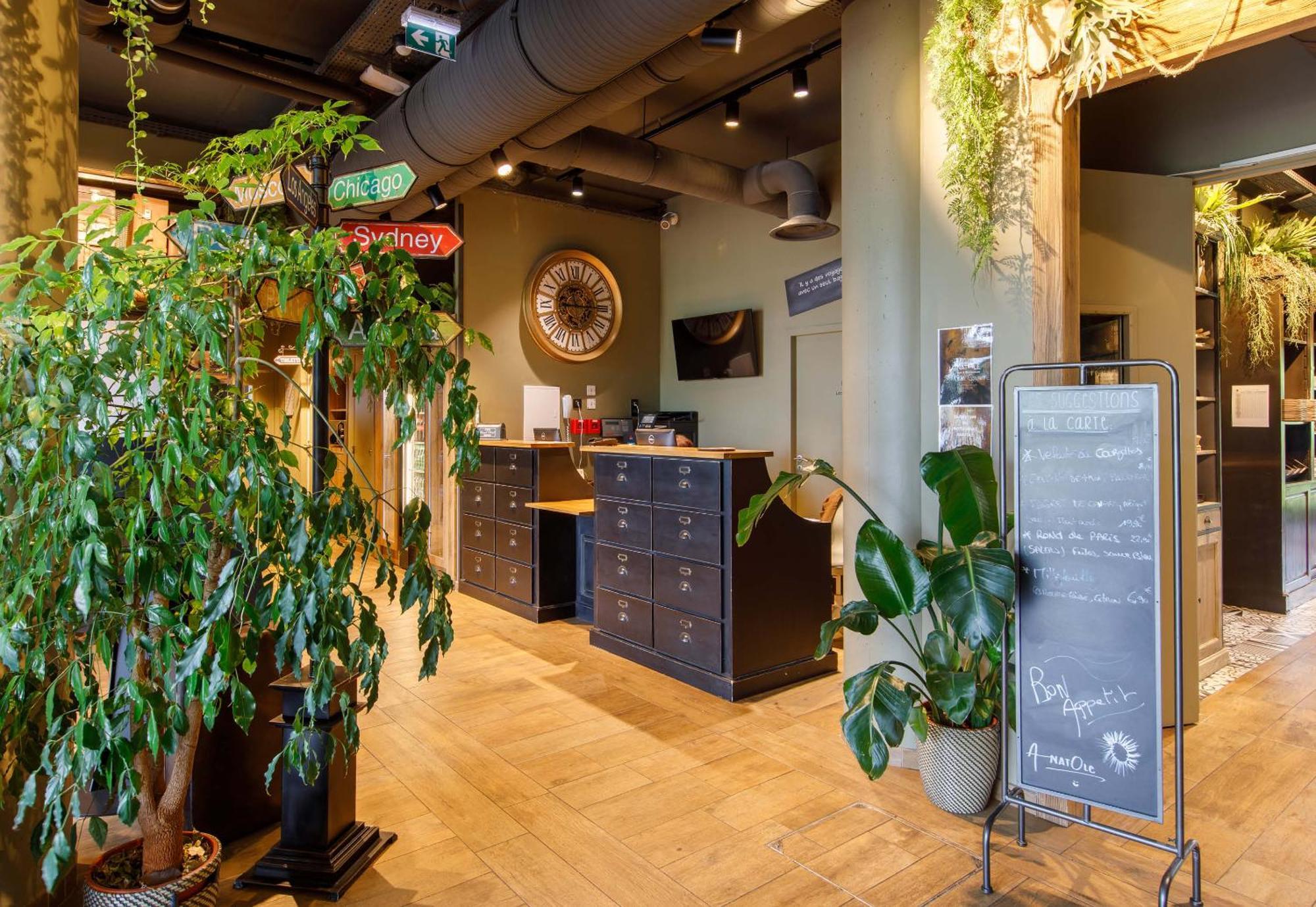 B&B Hotel Clermont-Ferrand A71-A75 La Meridienne Екстериор снимка