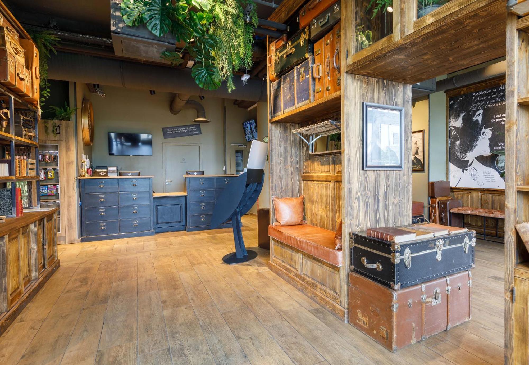 B&B Hotel Clermont-Ferrand A71-A75 La Meridienne Екстериор снимка